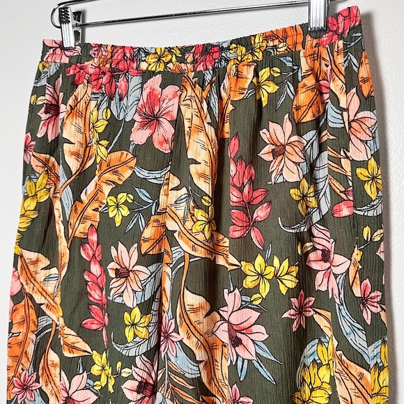 Sanctuary Wide Leg Cropped Pants Side Slit Cotton Lightweight PullOn Floral - Picture 5 of 16